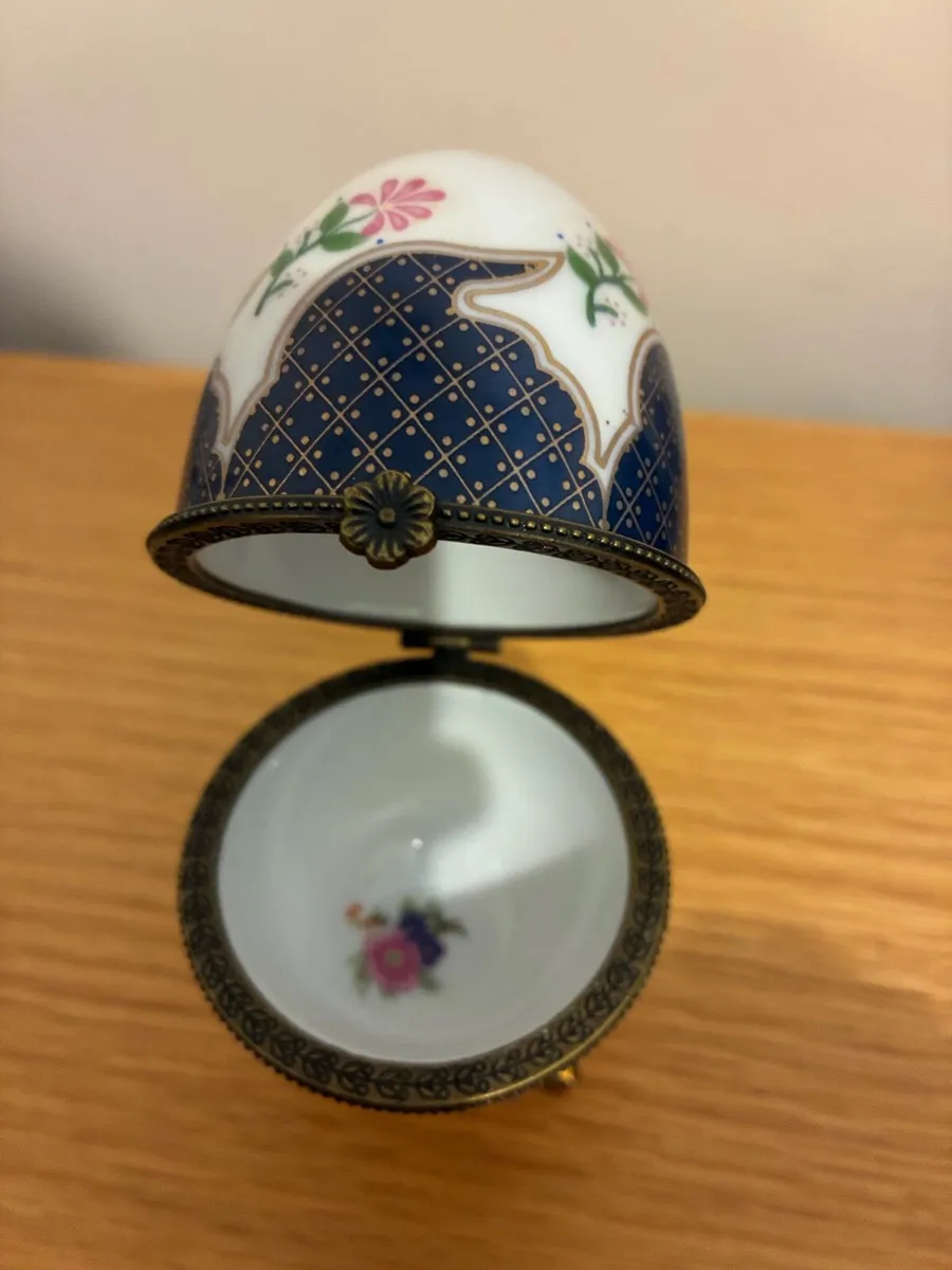 Egg Shaped Trinket Box by Limoges - Image 2
