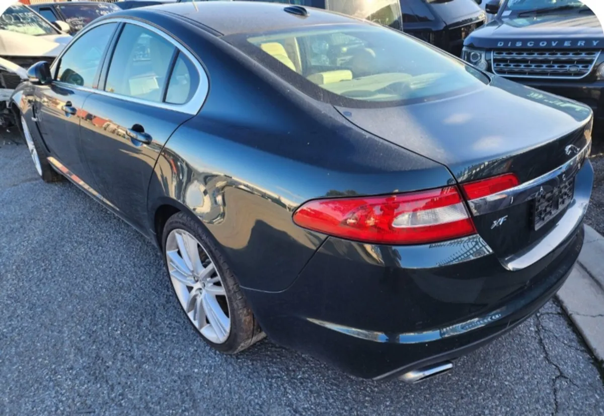 Jaguar XF executive 2011 Black parts - Image 1