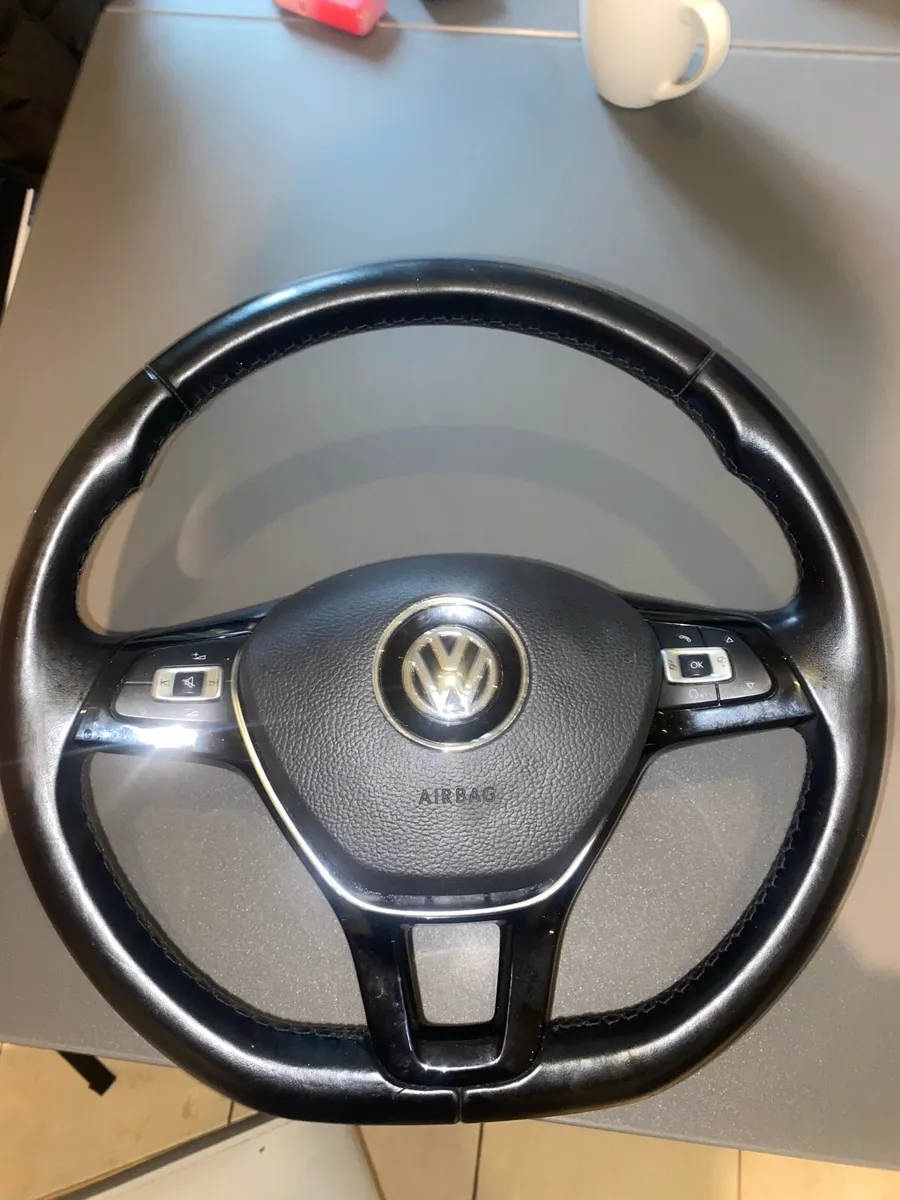 Mk7 Golf Multi function Steering Wheel + Airbag - Image 1