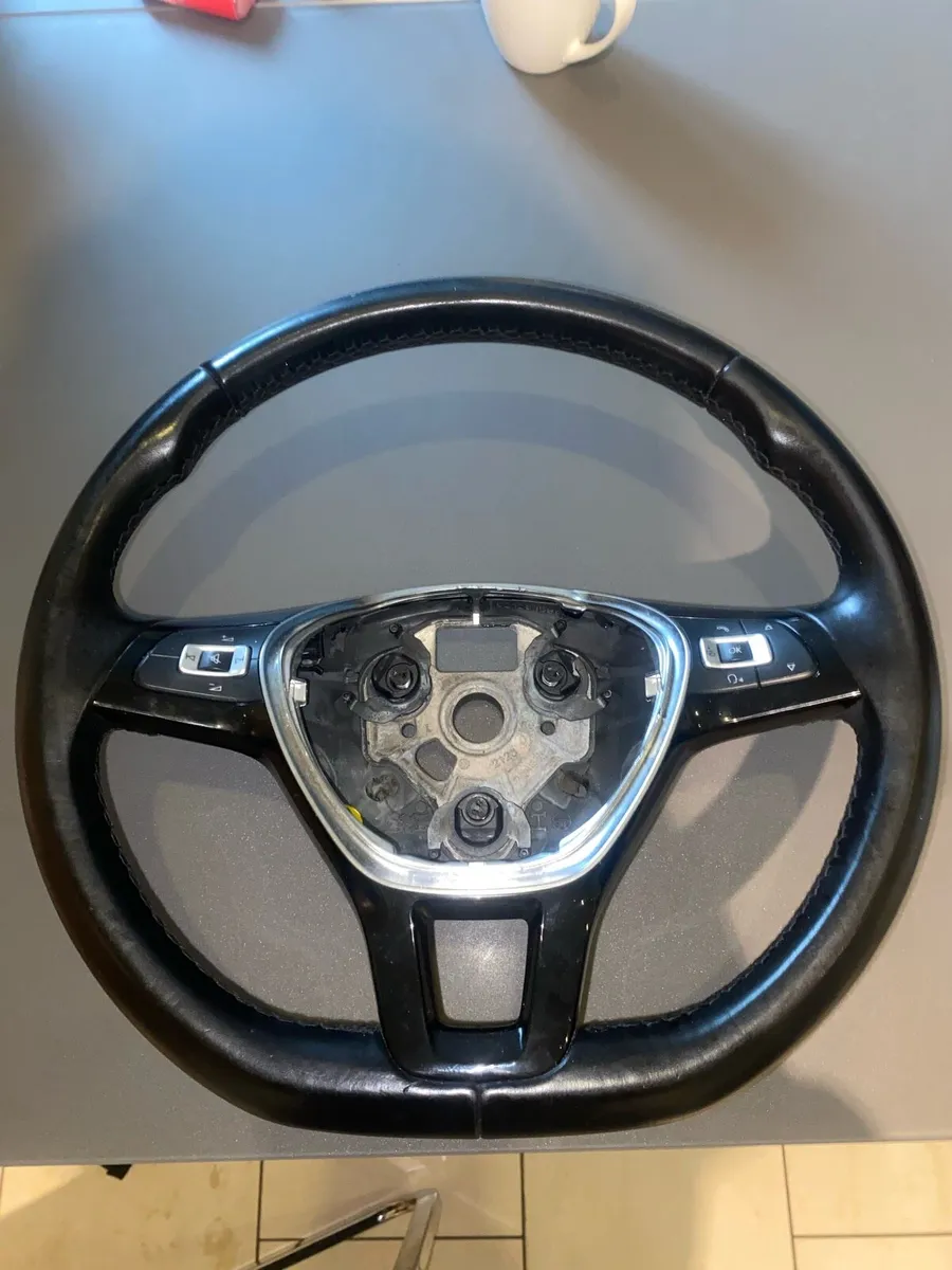 Mk7 Golf Multi function Steering Wheel + Airbag - Image 3