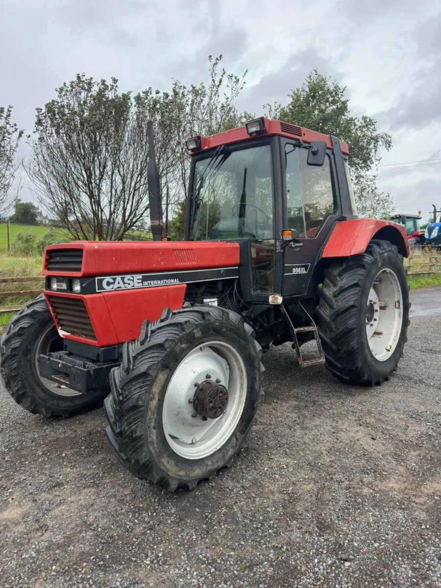 International 956 XL - Image 2