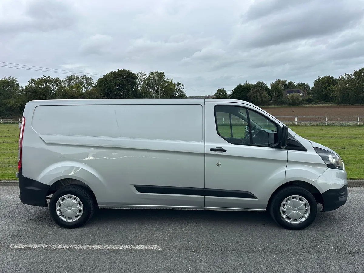 Ford Transit Custom 2019 Cvrt 7/2027 - Image 2