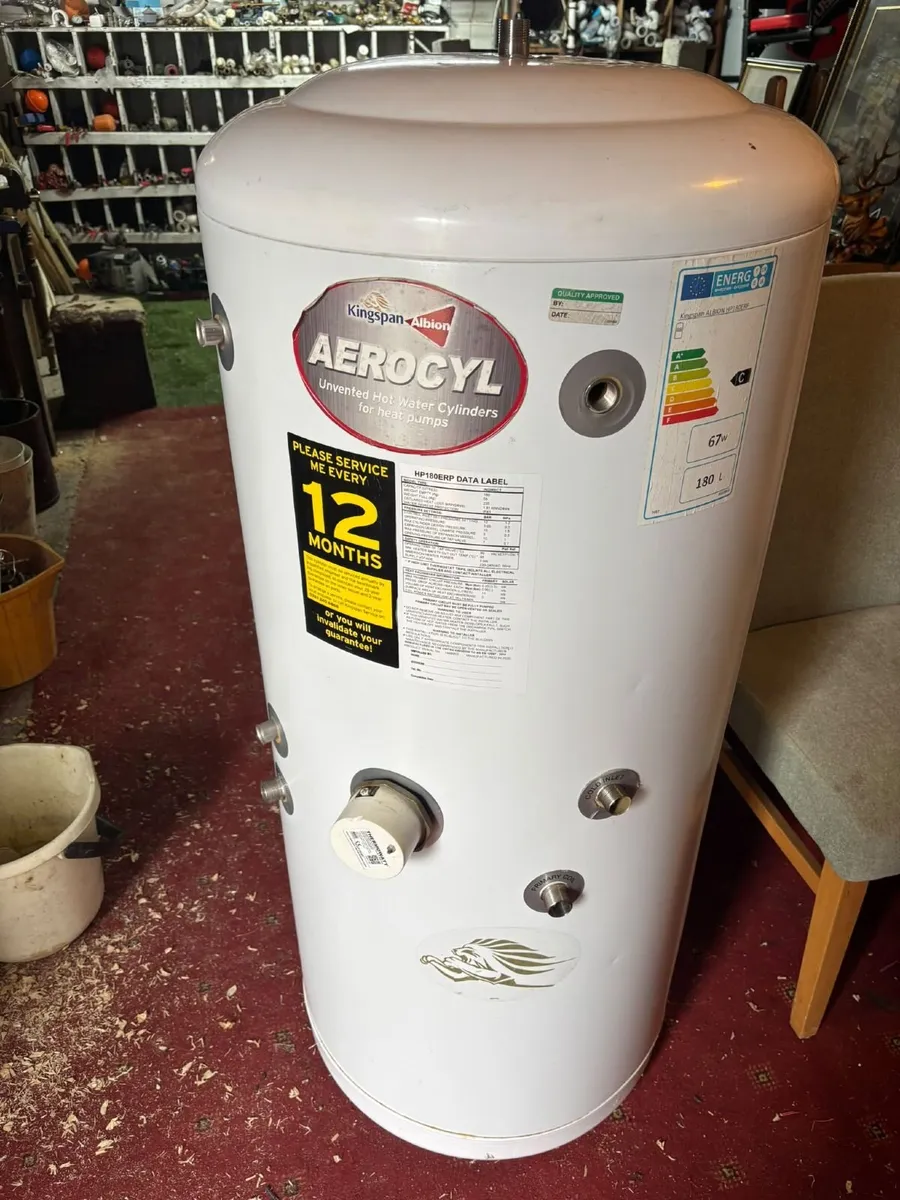 Kingspan Albion Aerocyl 180L Hot Water Cylinder - Image 1