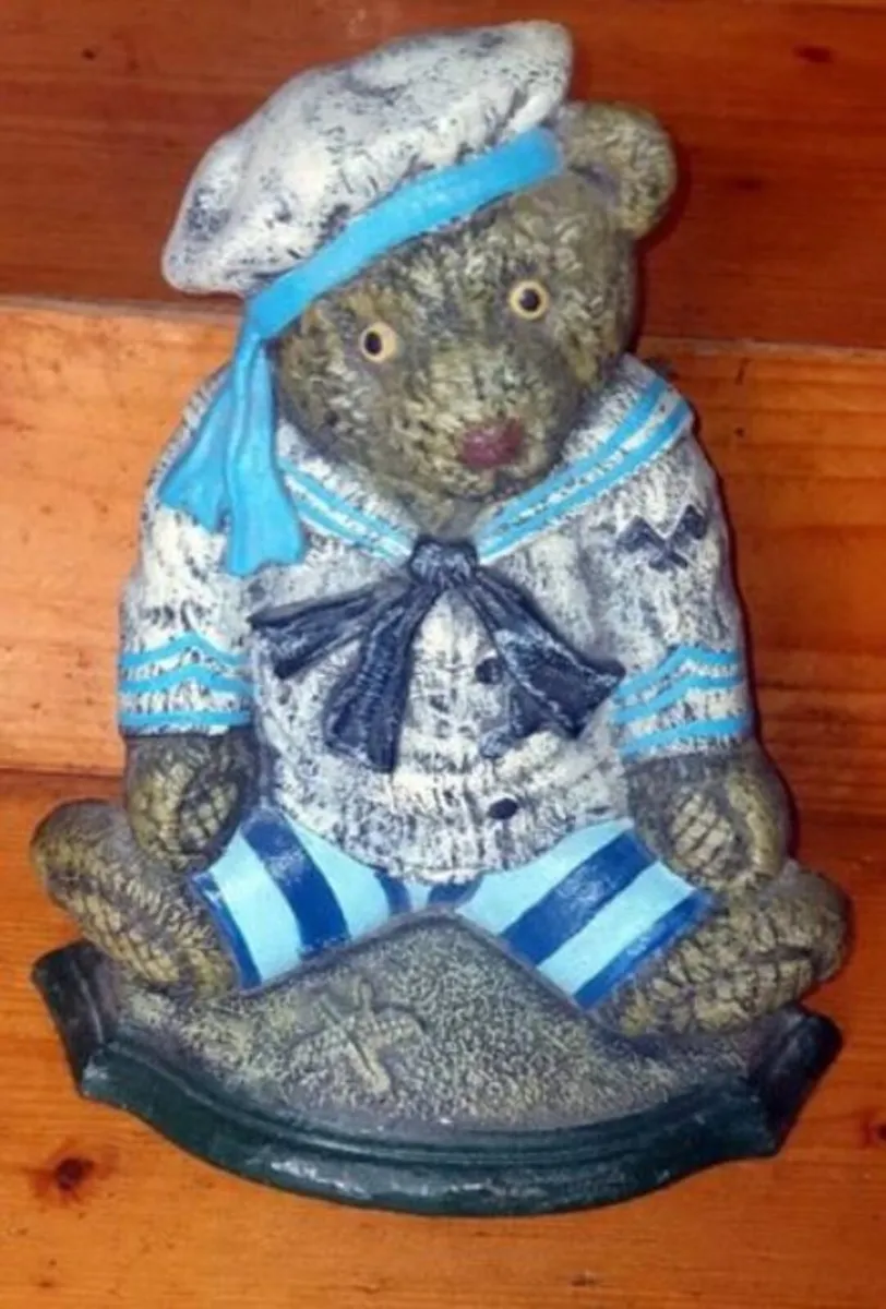 Vintage 12" Cast Iron Sailor Bear Doorstop - Image 4