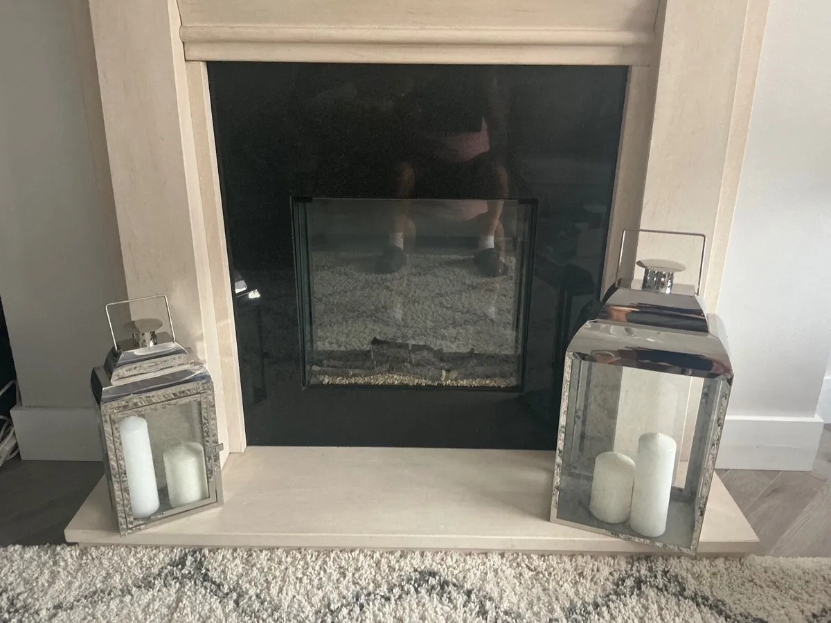 Glass & Stainless steel candle display - Image 1