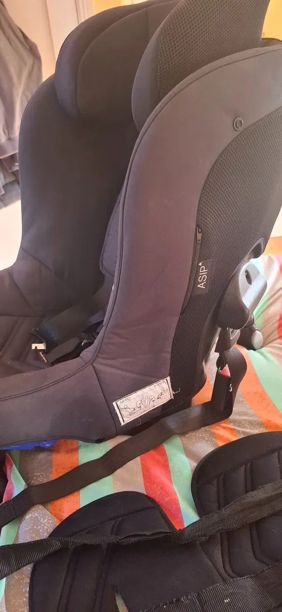 Car seat - Image 2