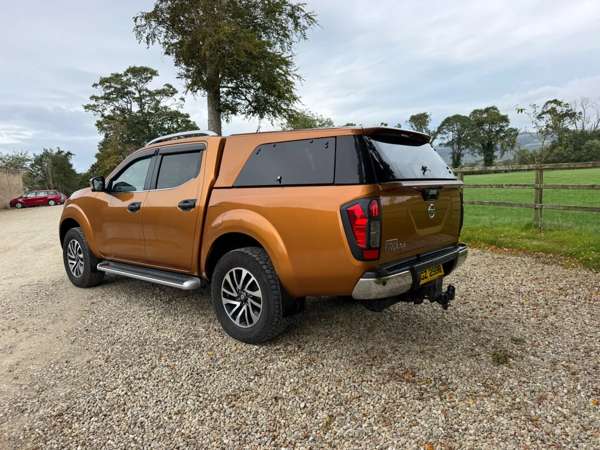 Nissan Navara tekna - Image 4