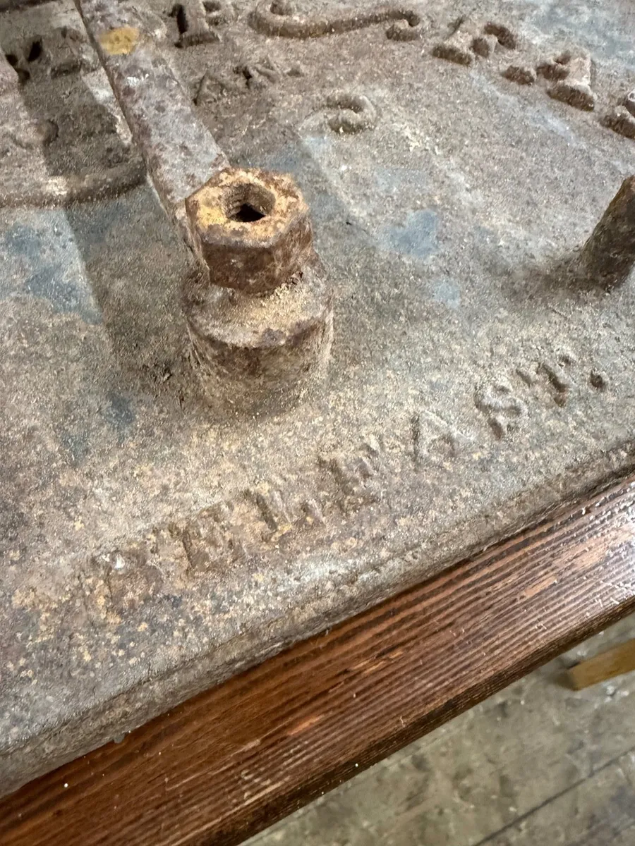 Steam Train throttle cast iron plate. - Image 2
