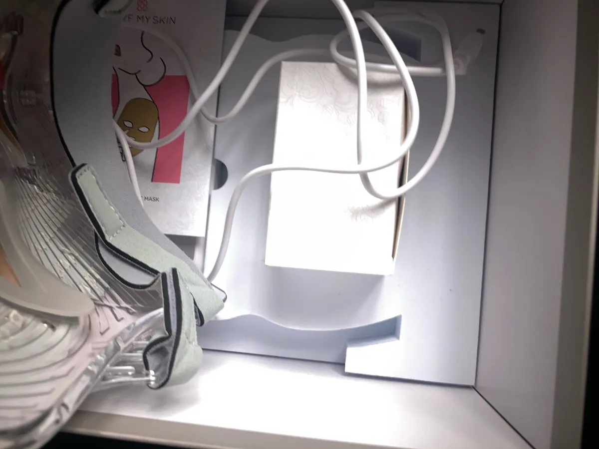 LED Facemask - Image 3