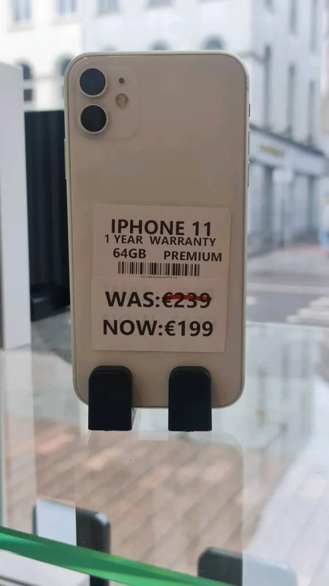 IPHONE 11 64GB  Premium 1YEAR WARRANTY