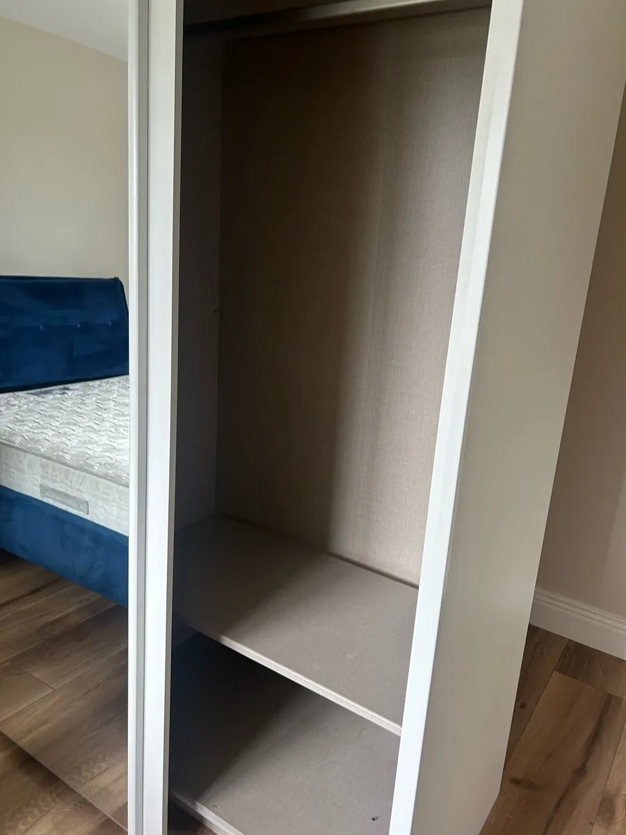 Sliding wardrobe free standing - Image 3