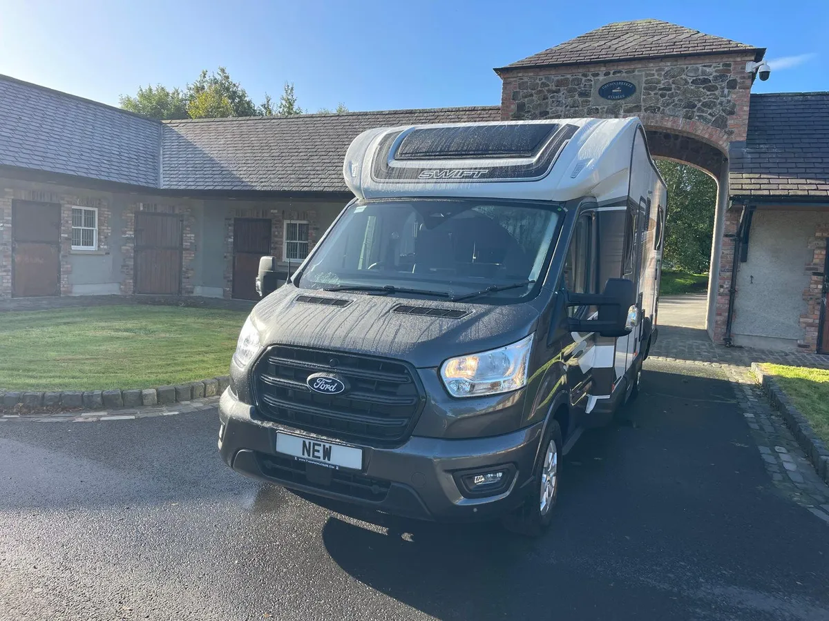 Swift Voyager 594 (Price Includes VRT) - Image 1