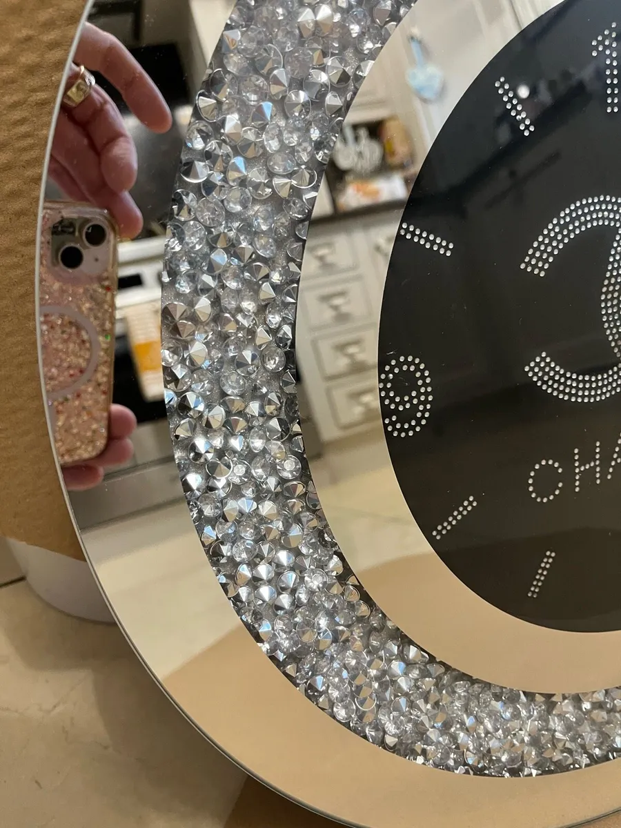 Chanel wall clock - Image 3