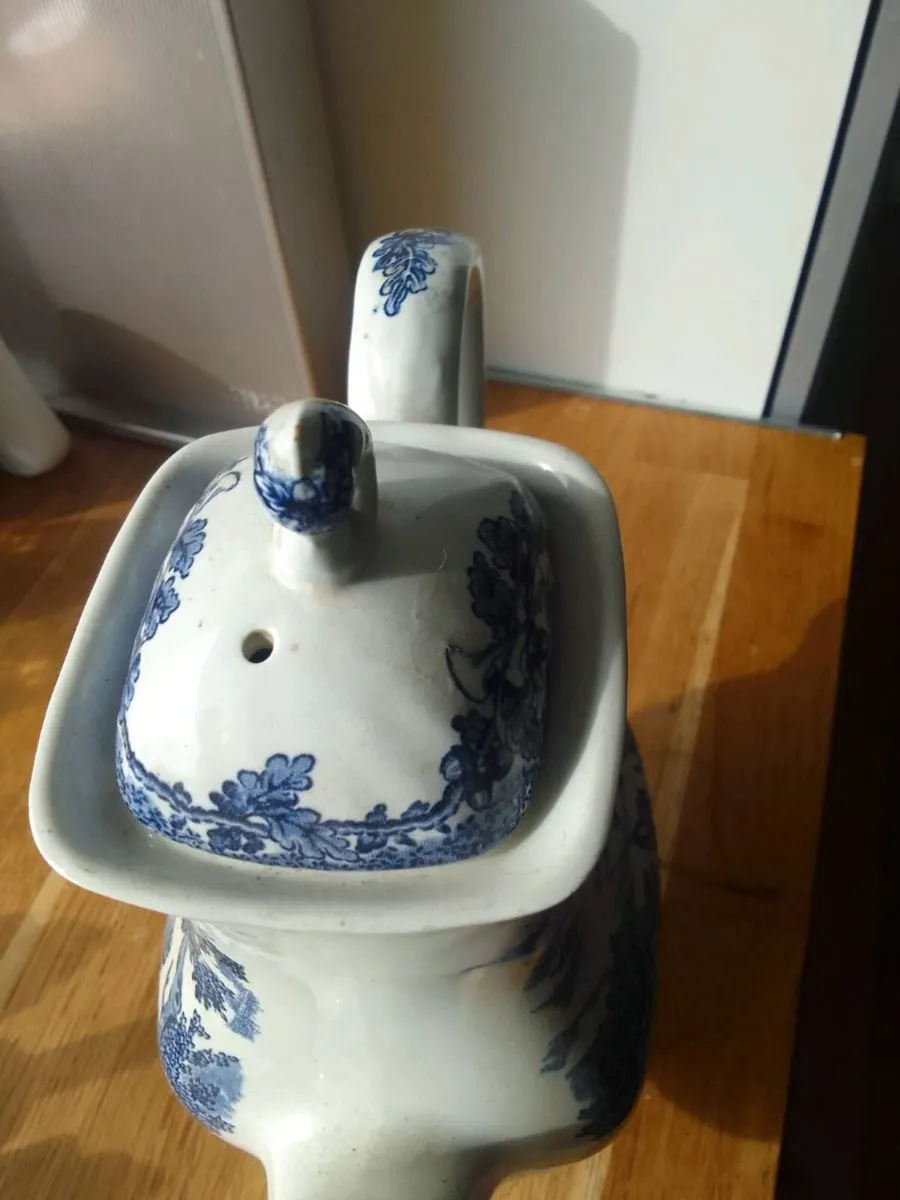 Myott the hunter teapot no chips - Image 4