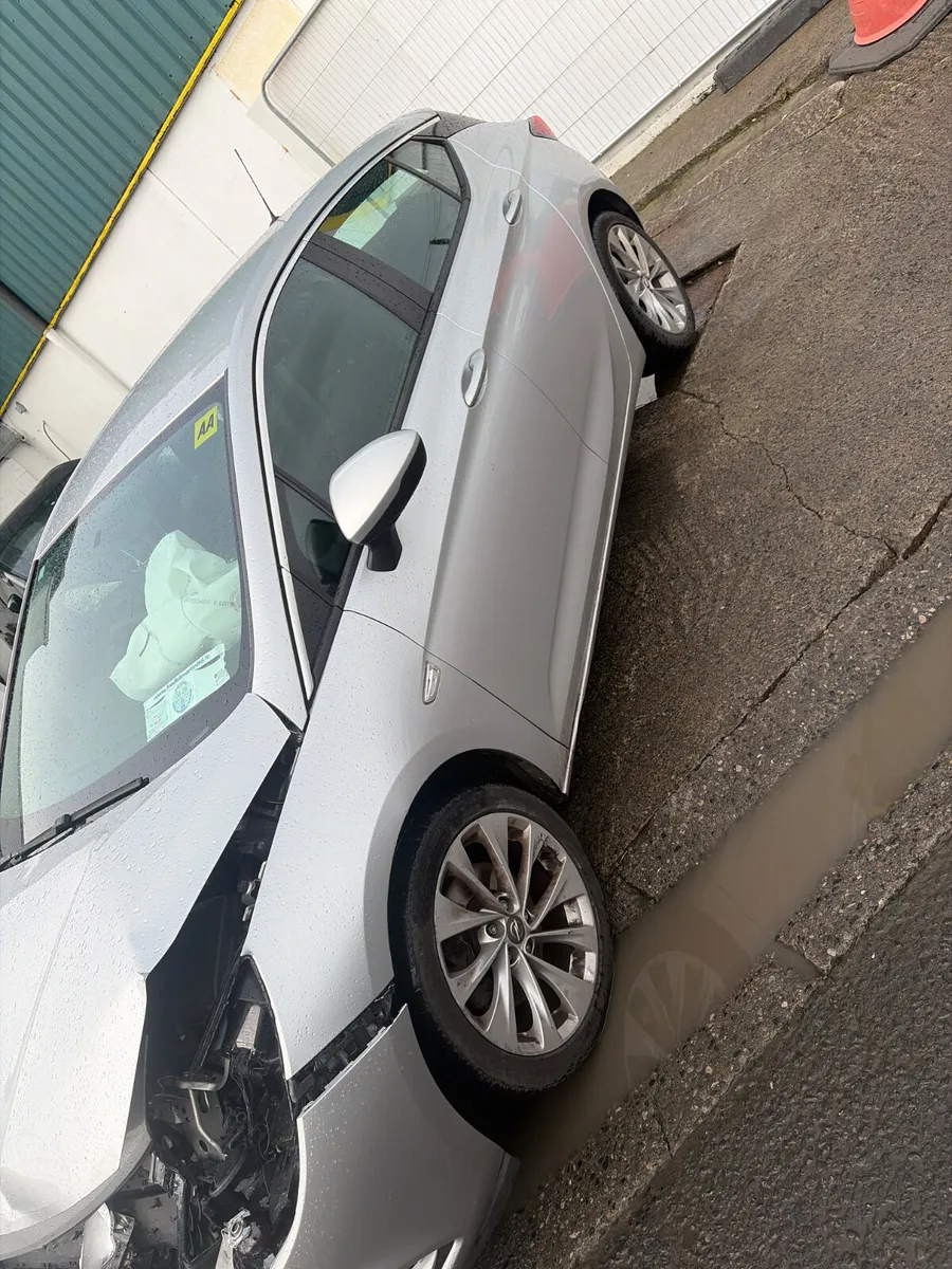 Opel Astra 2016 - Image 3
