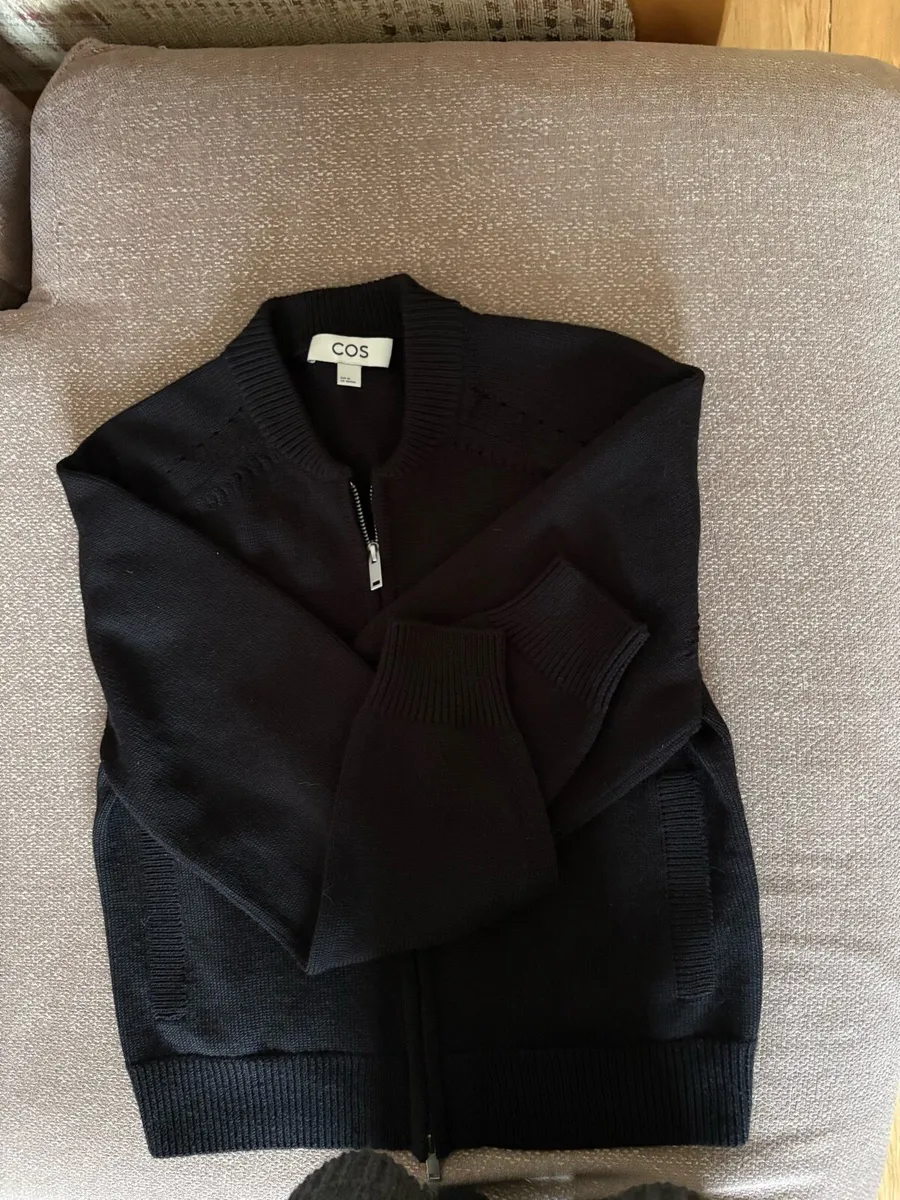 Cos jumpers - Image 4