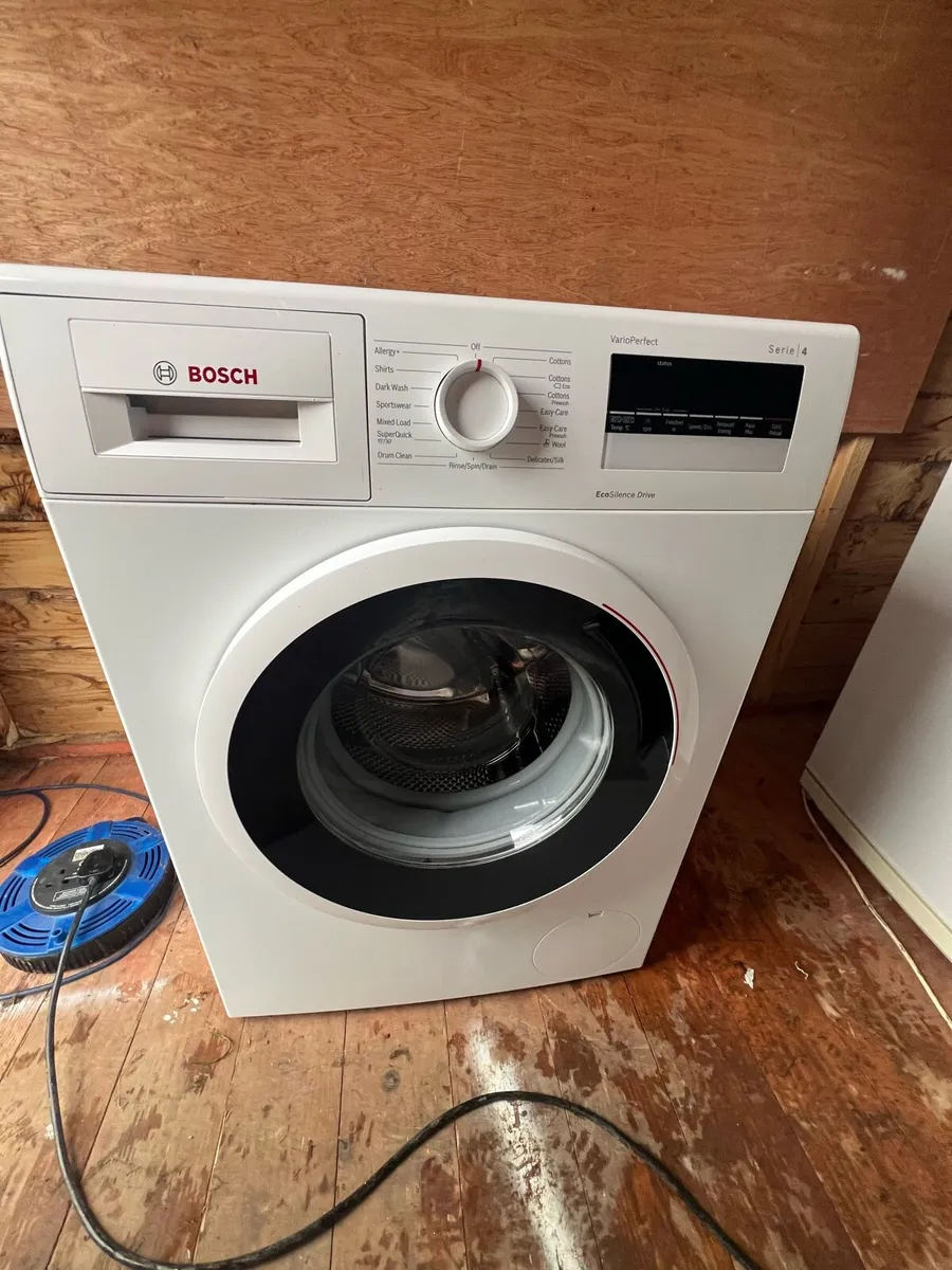Washing machine - Image 1