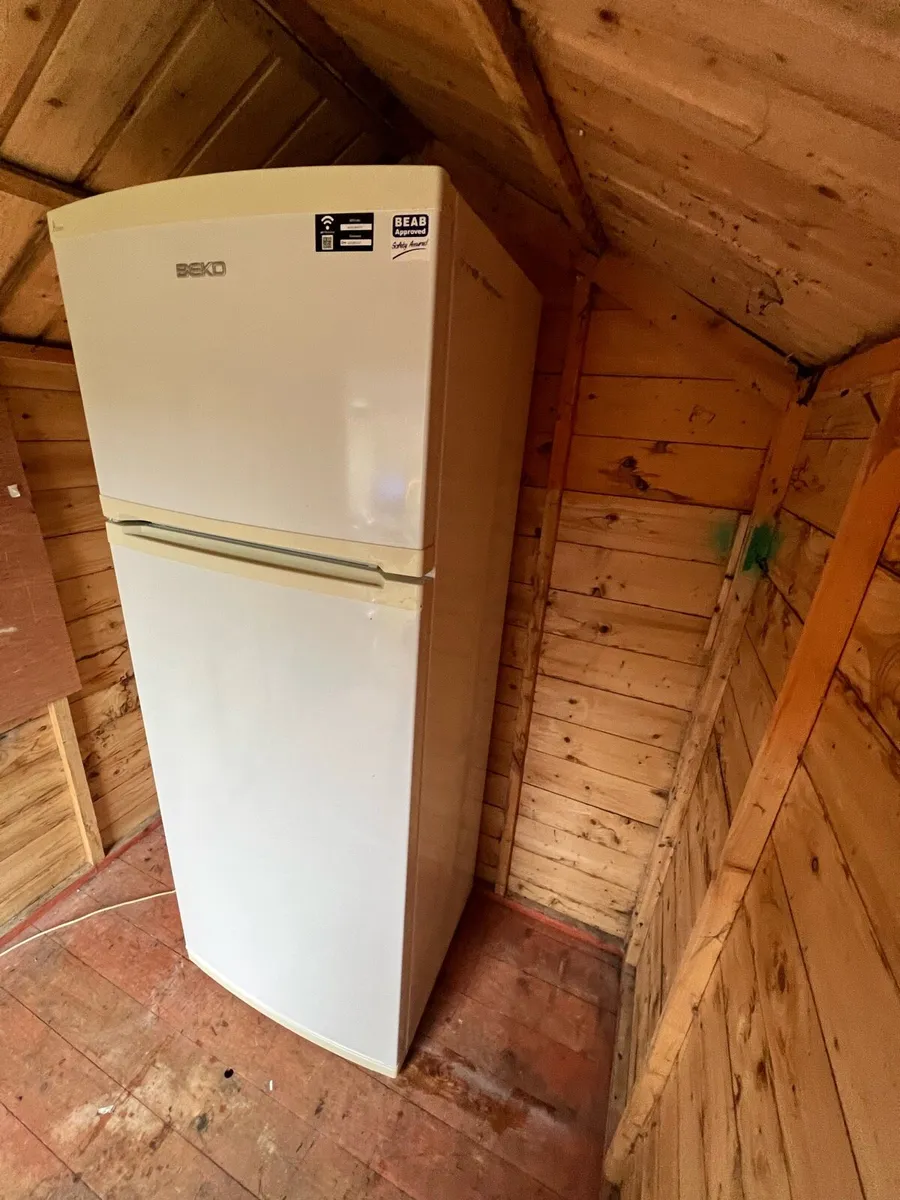 Fridge freezer - Image 2