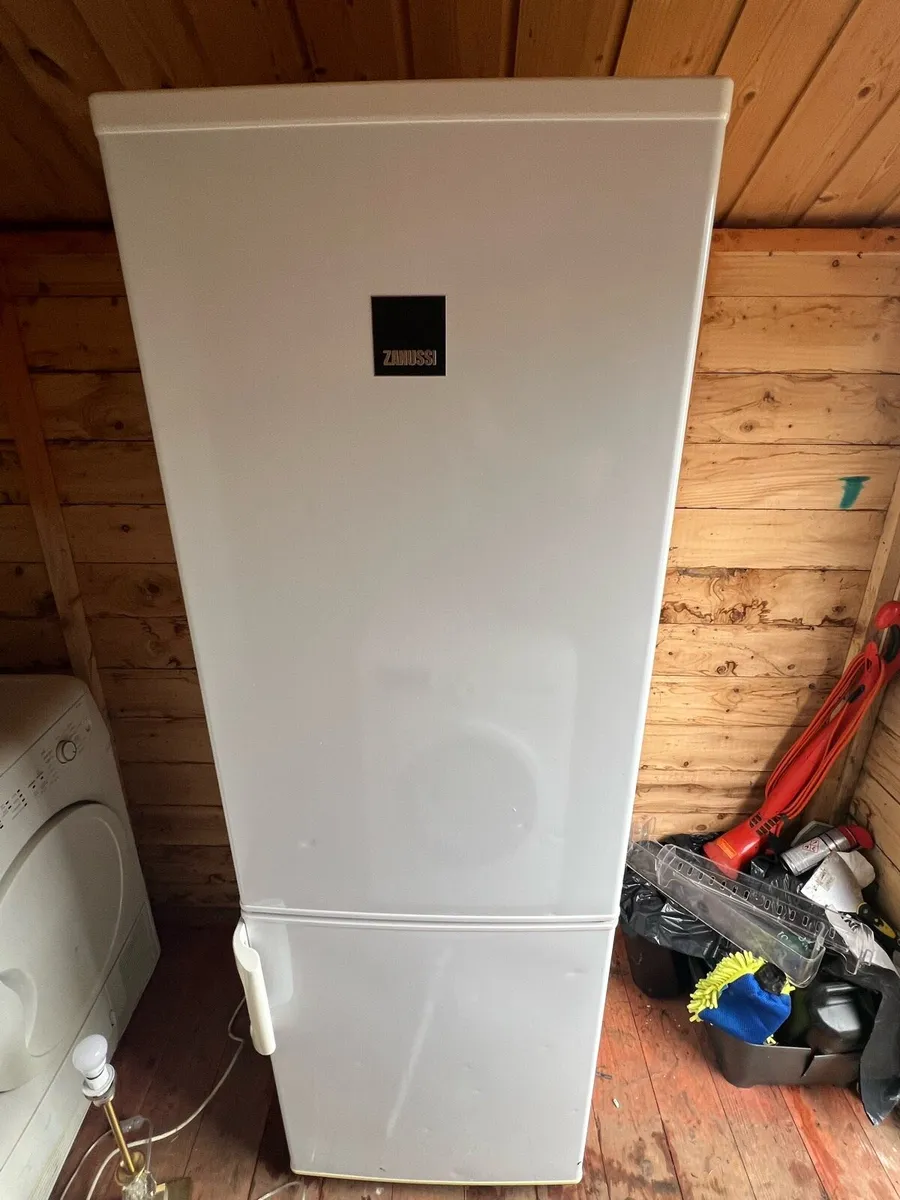 Fridge freezer - Image 1