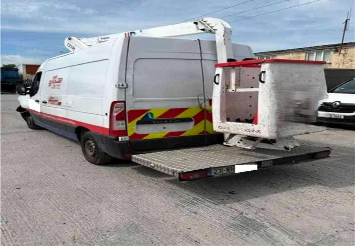 Renault Master 2023 low mileage.  Cherrypicker - Image 1