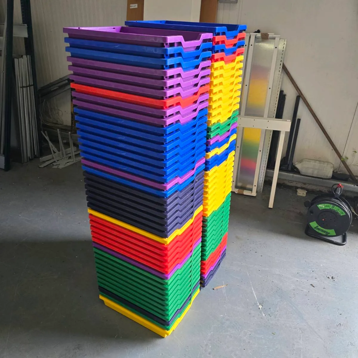 Gratnell trays x 81 (F1 size) - Image 1