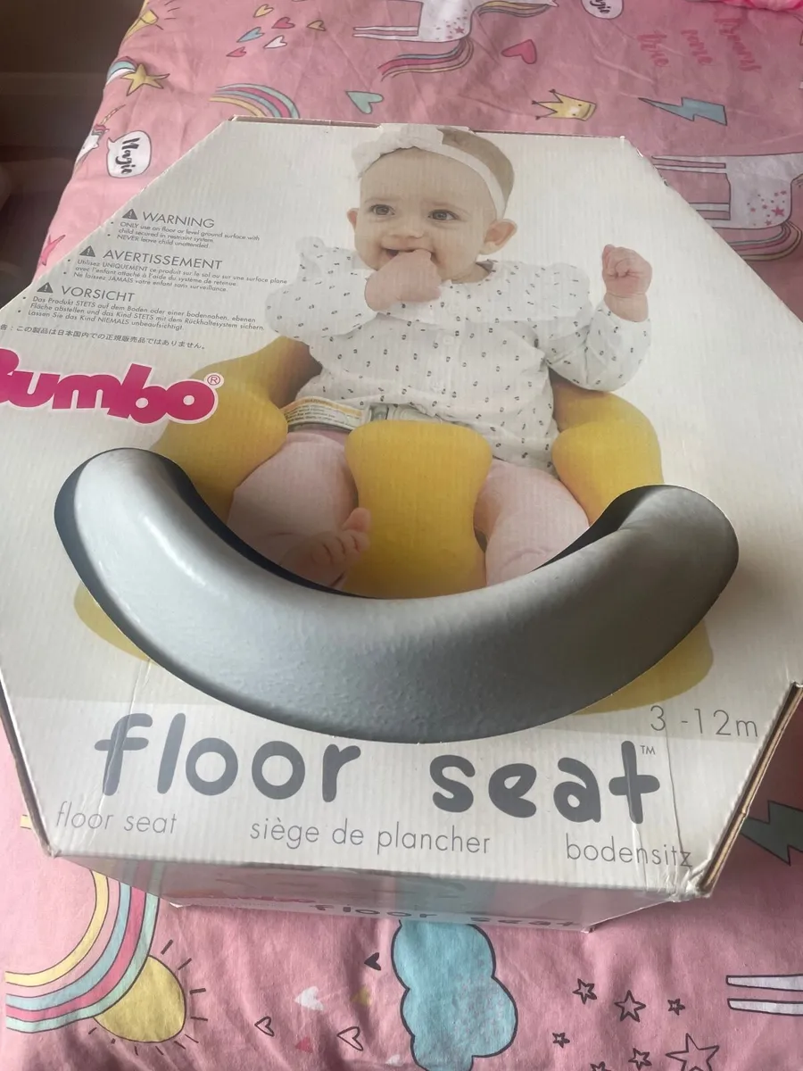 Bumbo floor seat - Image 1