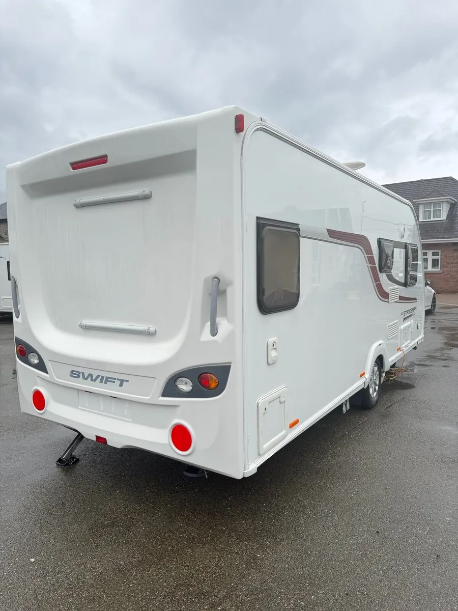 🤩Swift ace statesman 2016 🏕️ - Image 3