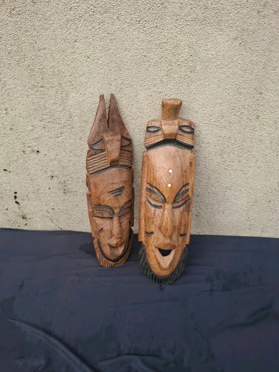 Duo wood african masks possible to post - Image 2