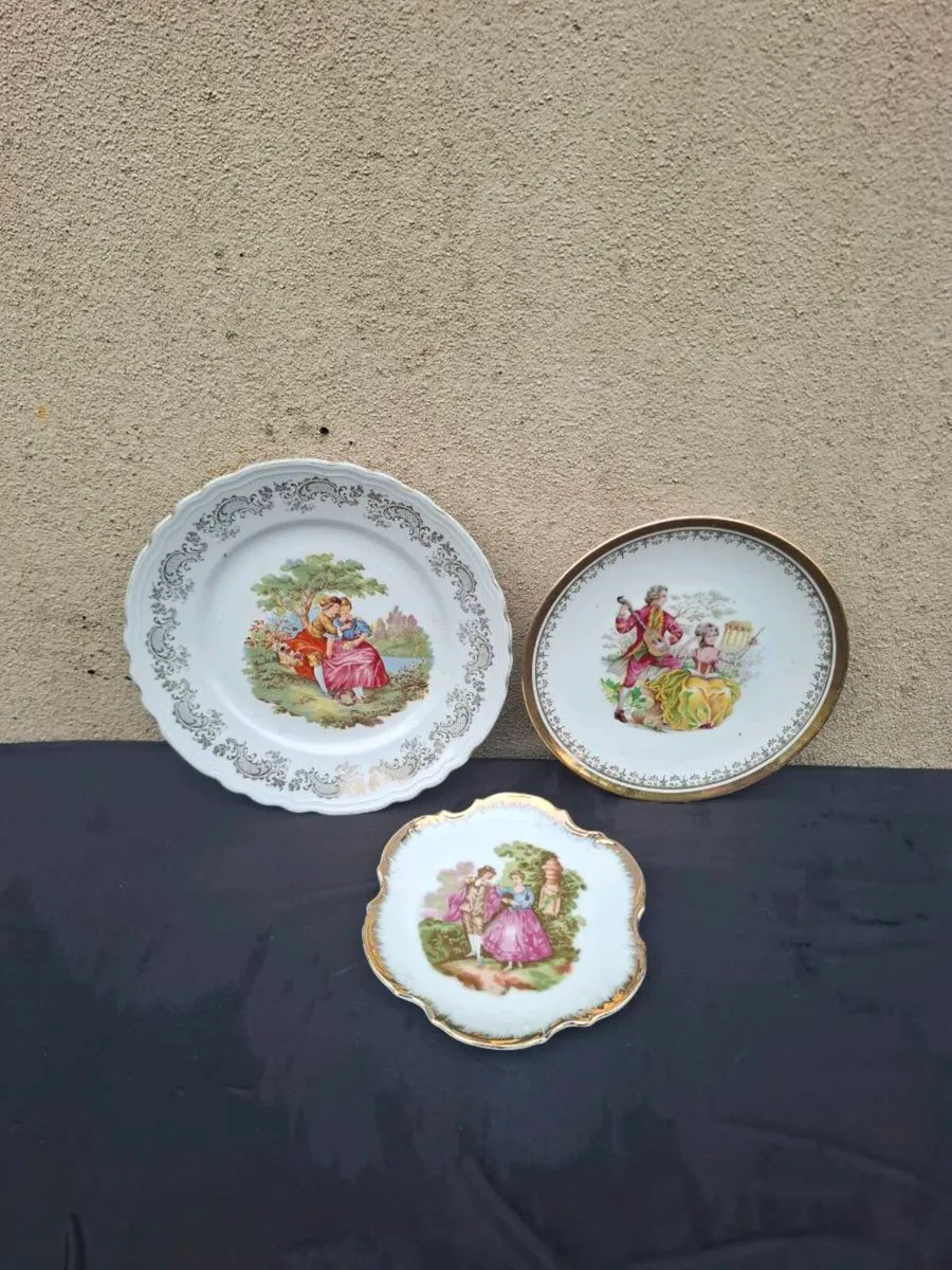 3 marquises plates - Image 1