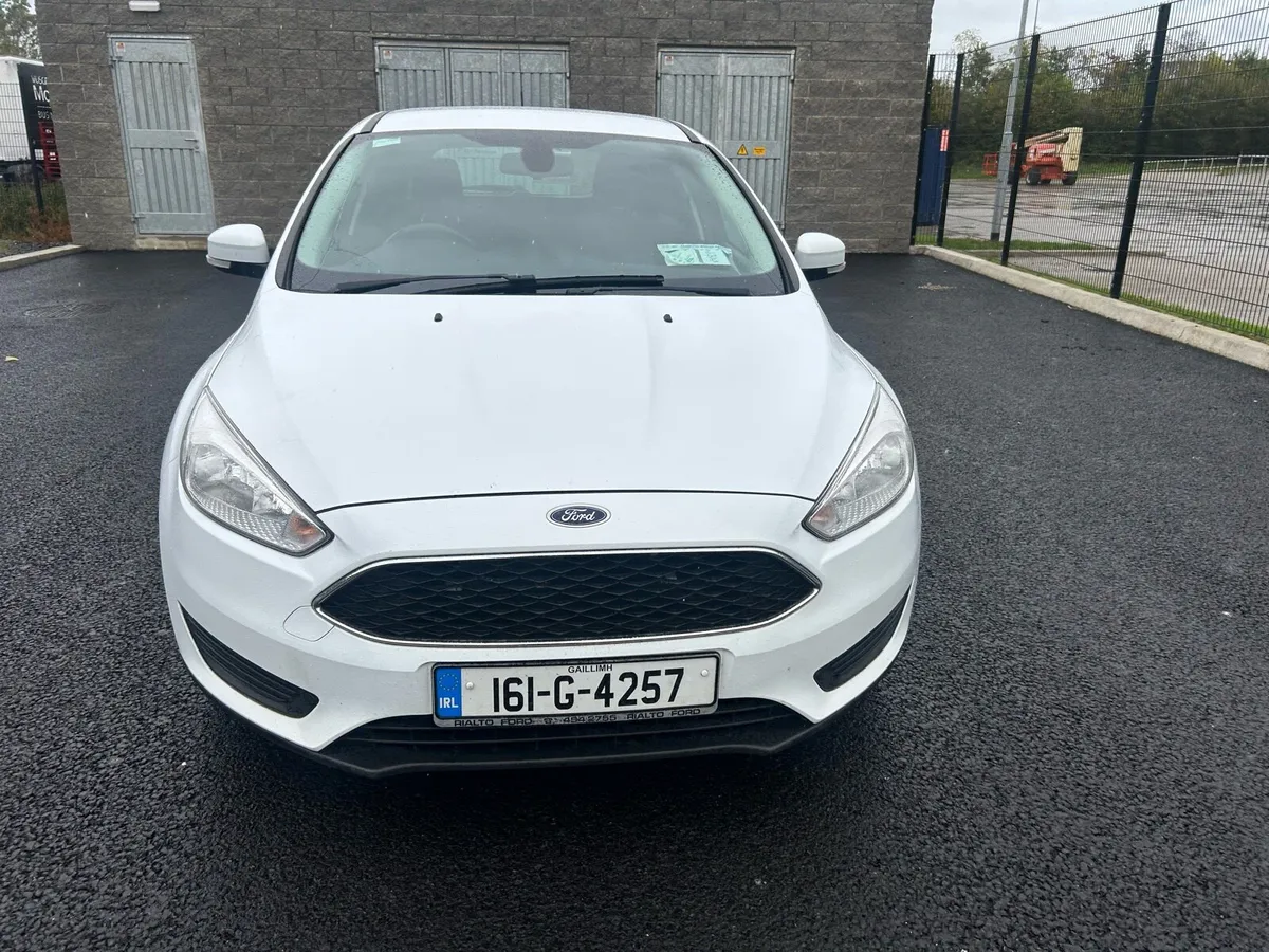 2016 ford focus van - Image 2