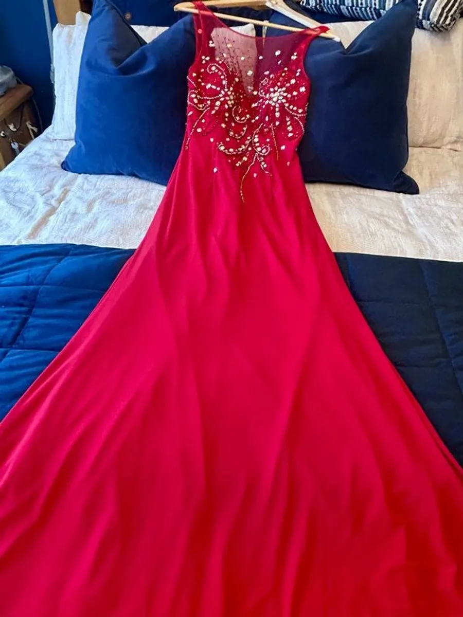 NEW maxi Goya London size 8 - Image 1
