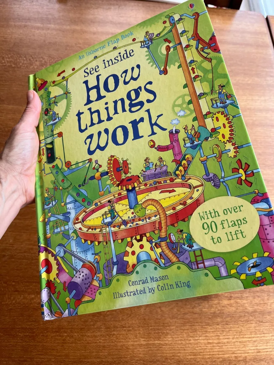 2 Usborne Flap Books - How things work & Space - Image 2