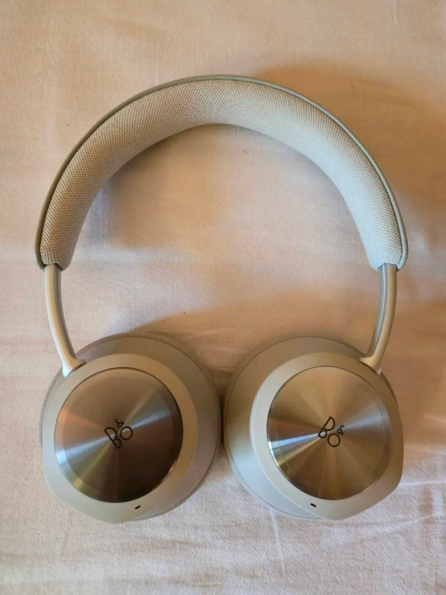 Bang and Olufsen beoplay portal PC/PS Headphones - Image 1