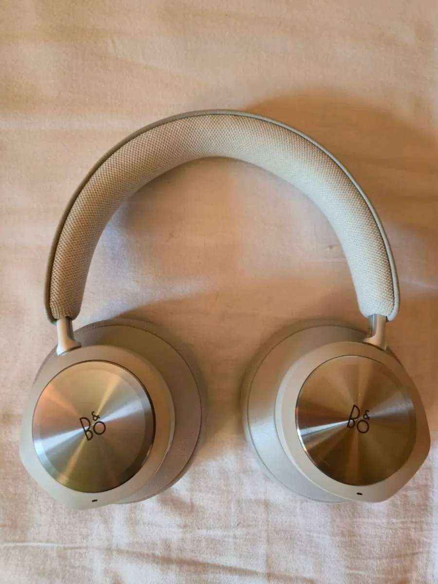 Bang and Olufsen beoplay portal PC/PS Headphones - Image 4