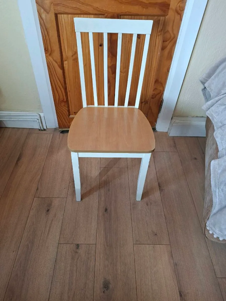 Kitchen chairs - Image 1