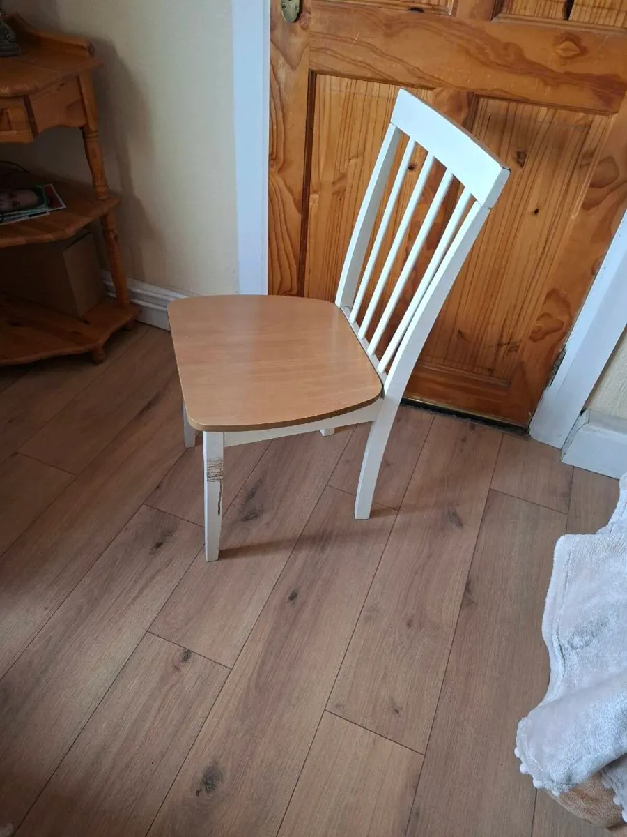 Kitchen chairs - Image 2