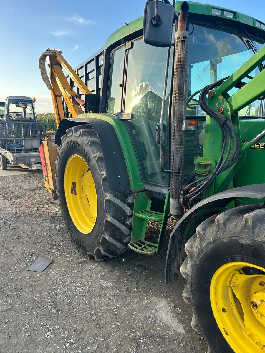 2001 John Deere 6410 Premium with 640a Loader - Image 4