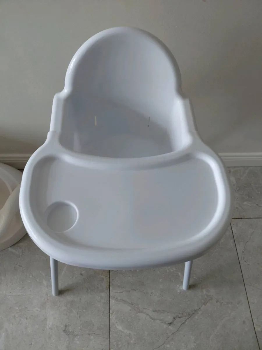 High chair - Image 2