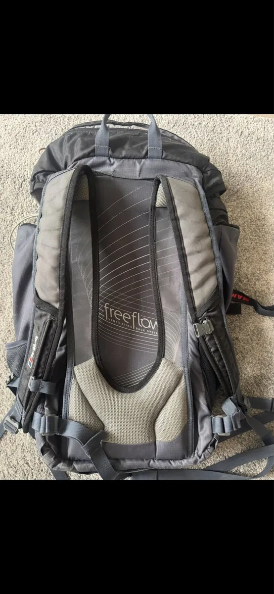 Berghaus bag 25L - Image 2