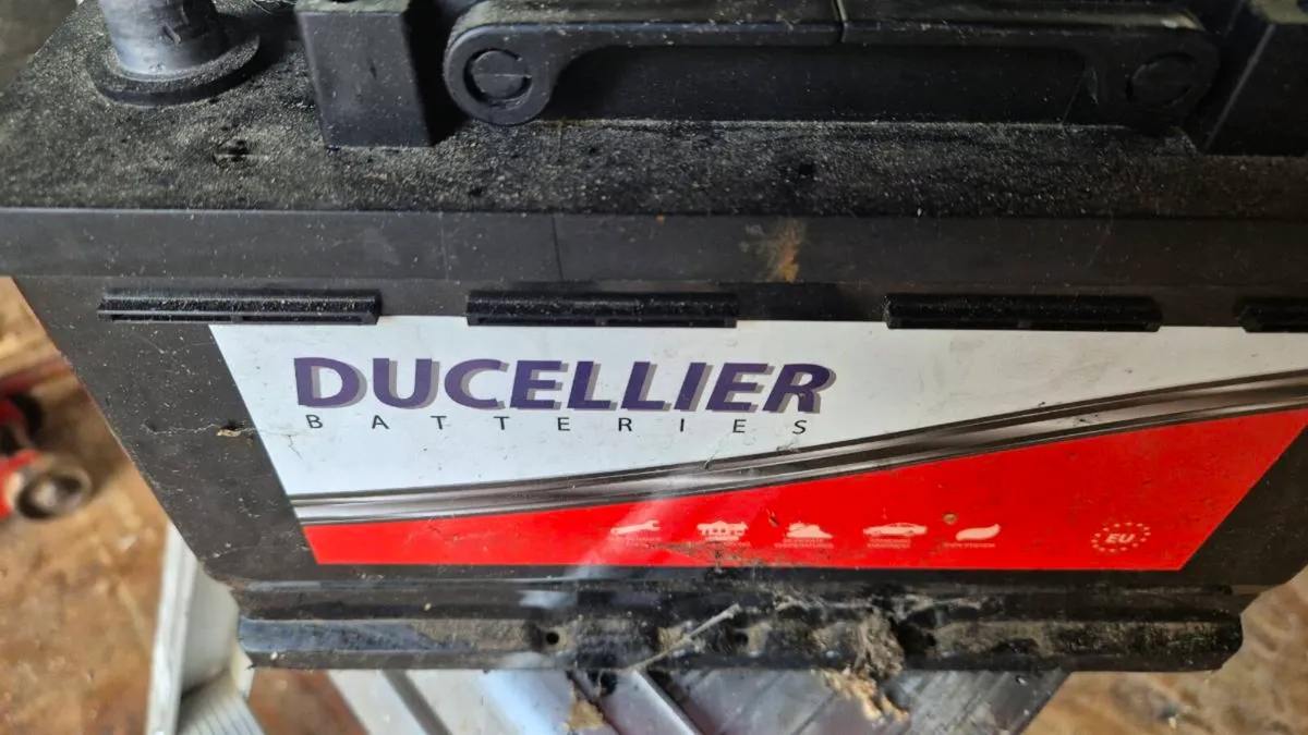 Battery for sale - Image 1