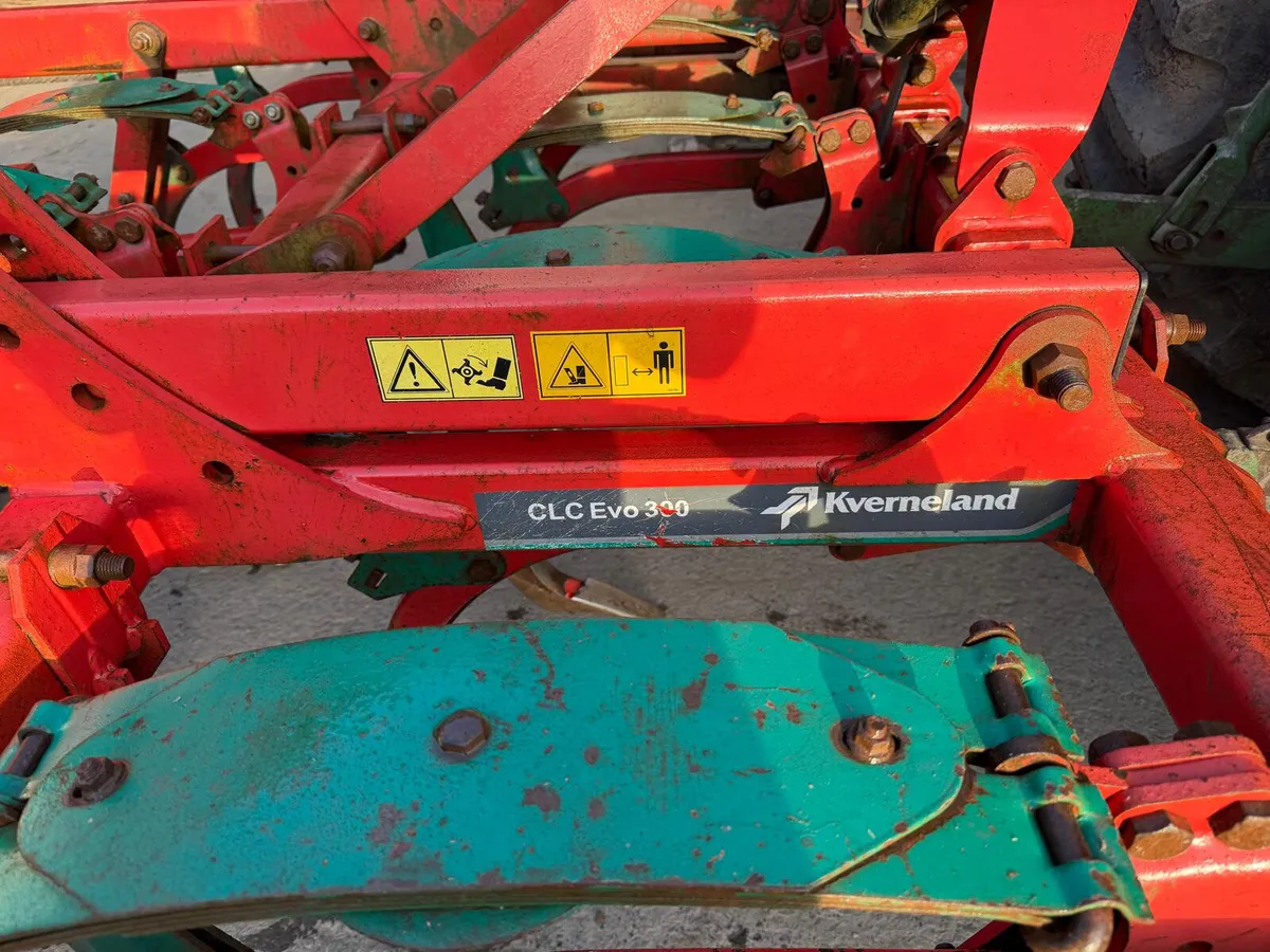 Used Kverneland 3m CLC Evo Cultivator - Image 3