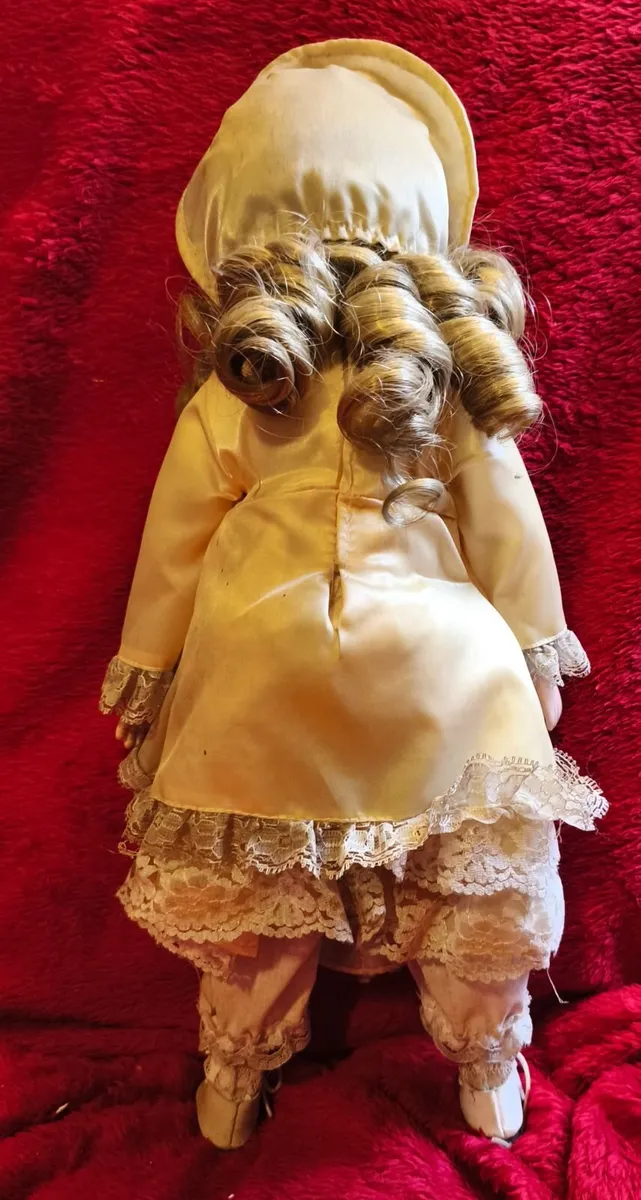 Large Collectable Porcelain Doll - Image 2