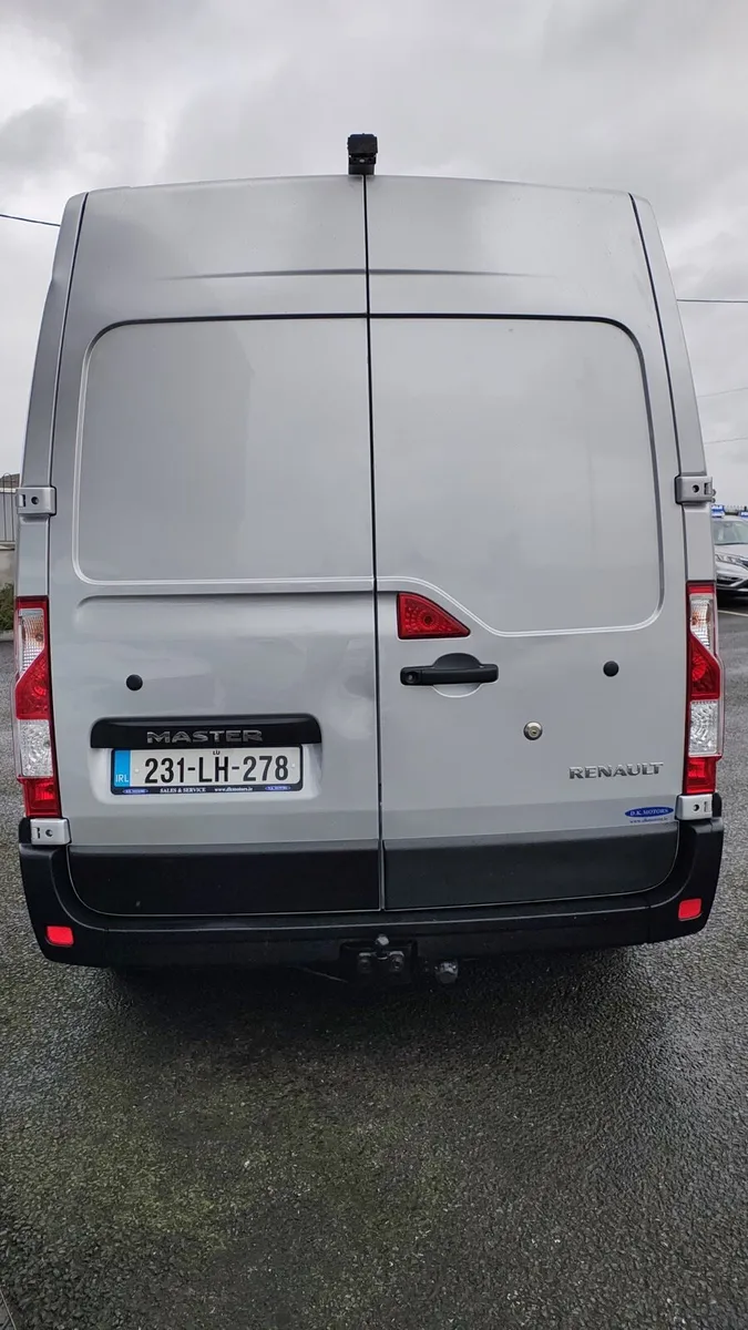 RENAULT MASTER NEW CVRT - Image 2