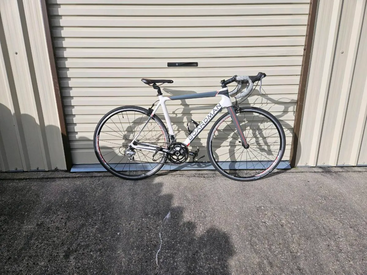 Road bike - Image 1