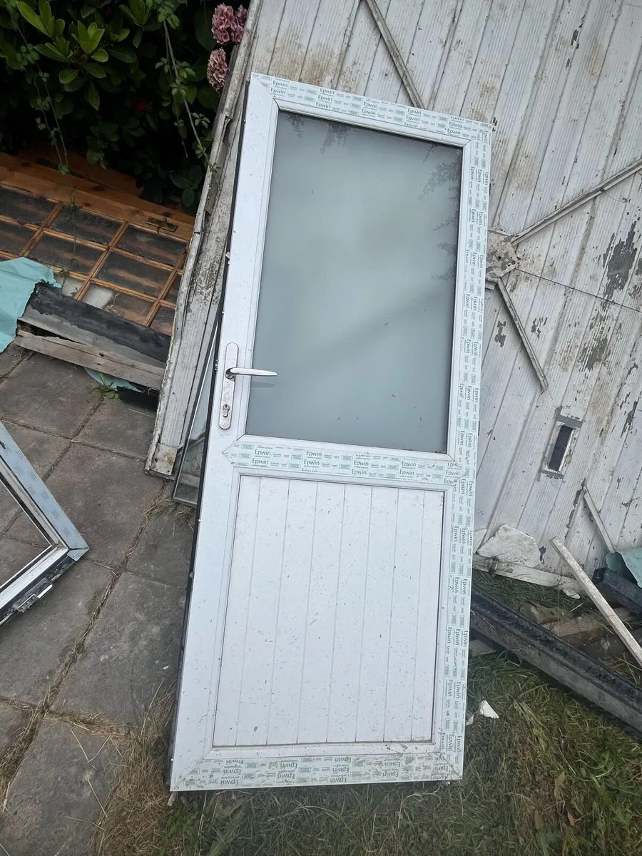 Back door - Image 3
