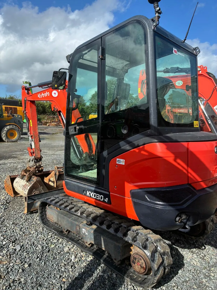 Kubota KX030 Mini Excavator – 2021 - Image 3