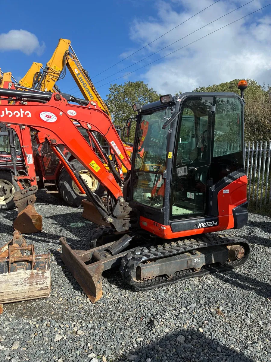 Kubota KX030 Mini Excavator – 2021 - Image 1
