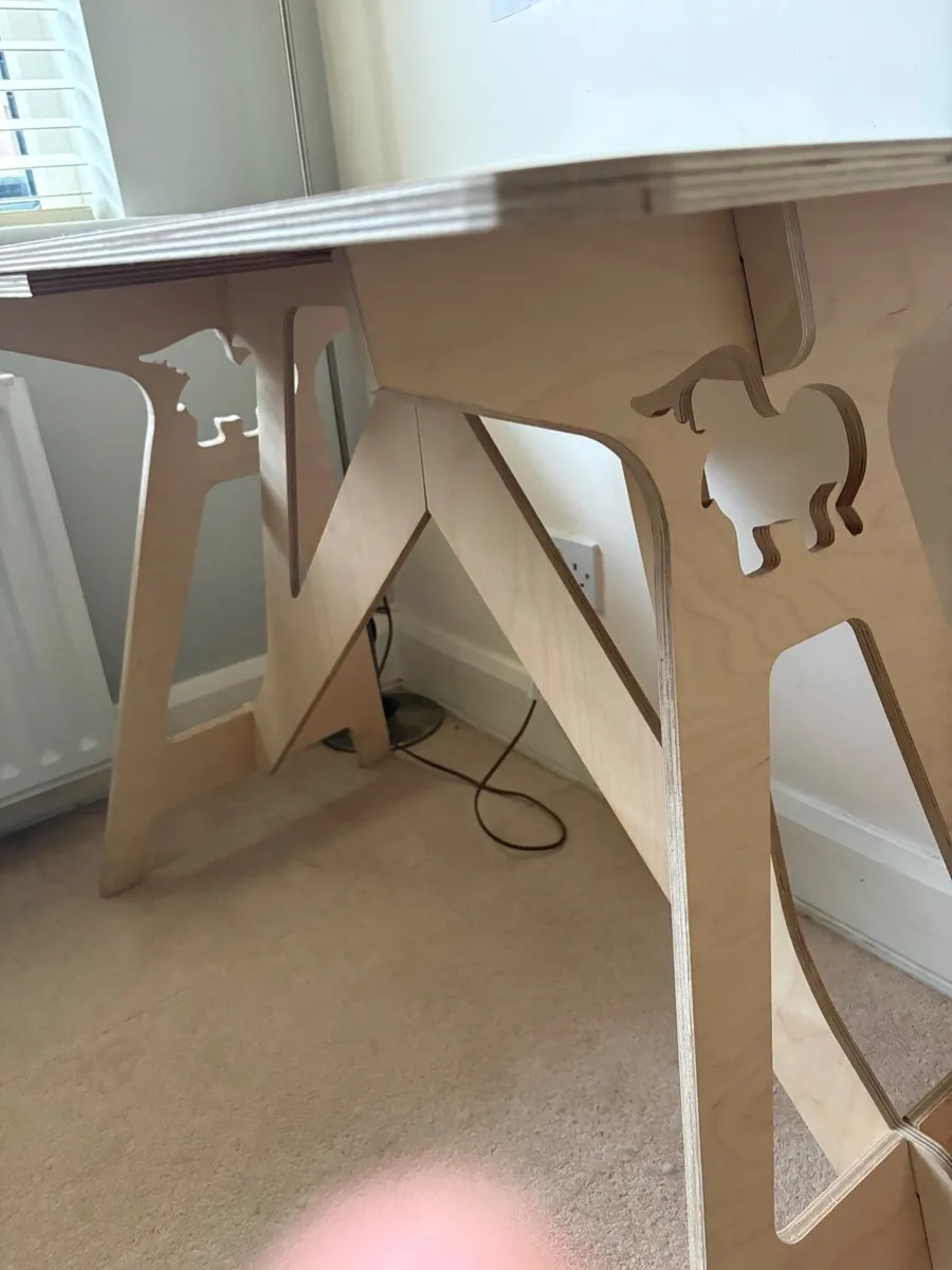 Desk - Image 1