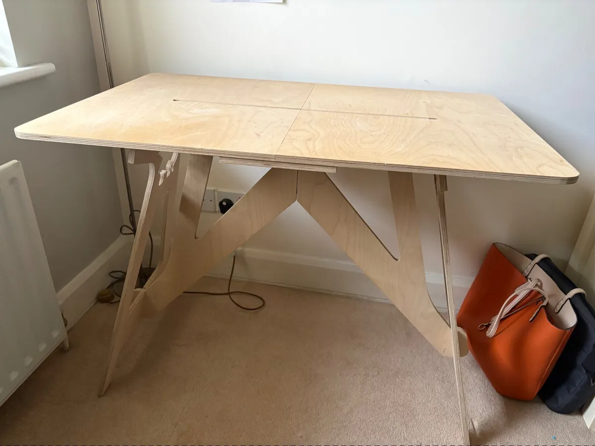 Desk - Image 3