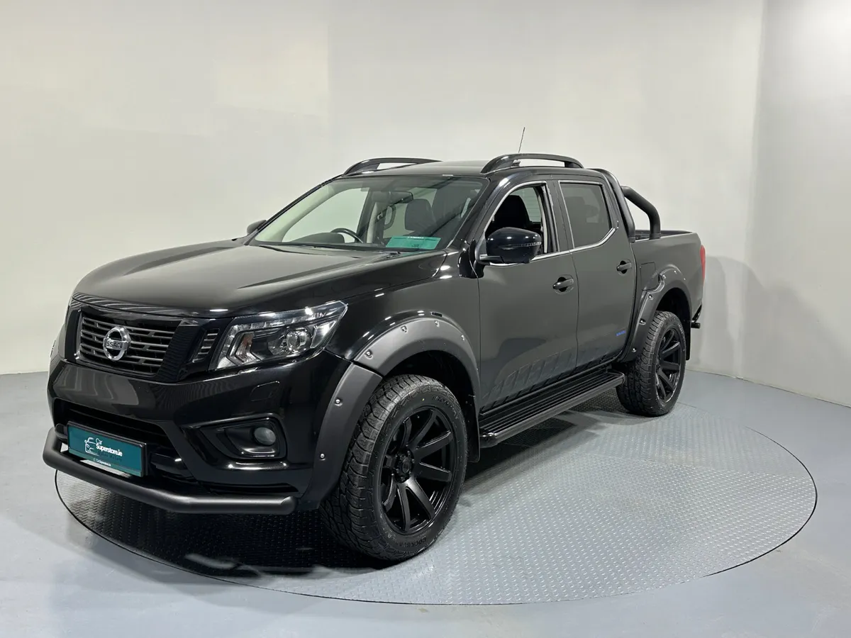Nissan Navara N Guard Off Road 2.3 DCi Auto 212 - Image 3